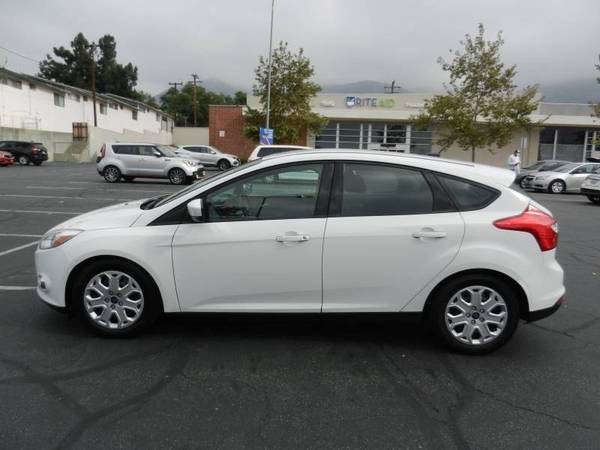 2012 Ford Focus SE Hatchback, 5 Speed Manual - cars & trucks - by... for sale in Altadena, CA – photo 2
