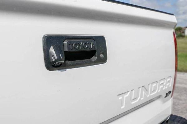 2018 Toyota TUNDRA 4WD SR5 4x4 CREW MAX NAVI LOW MILES NICE TRUCK... for sale in Sarasota, FL – photo 8