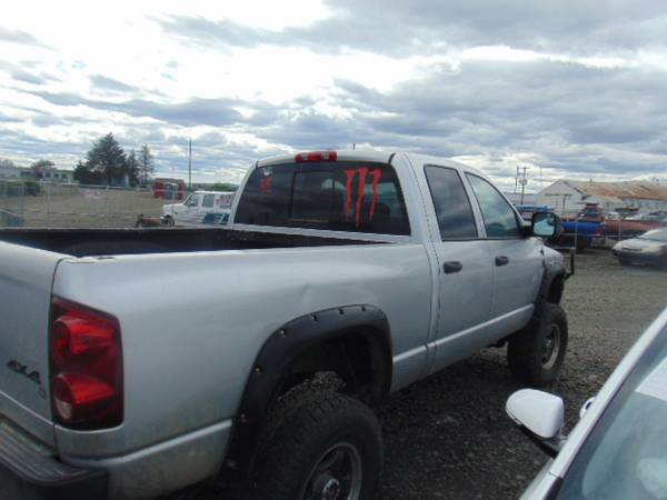 2007 DODGE RAM 2500 SLT BADMOTOR bighorn Cummins ShortBed 4wd - cars for sale in Other, ID – photo 3