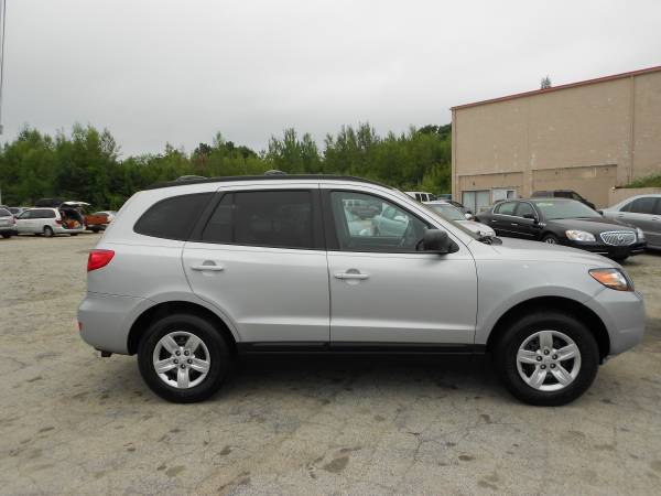 Hyundai Santa Fe GLS 4WD Tow Package Aux port **1 Year Warranty** for sale in Hampstead, MA – photo 4