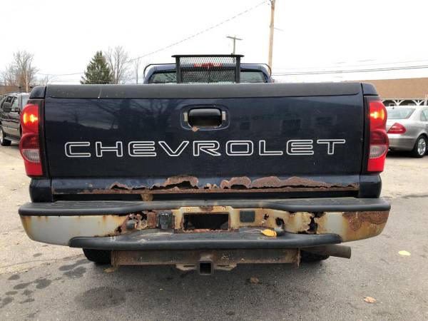 2007 Chevrolet Silverado 1500 Classic LS 2dr Regular Cab 4WD 8 Ft.... for sale in Derry, NH – photo 4