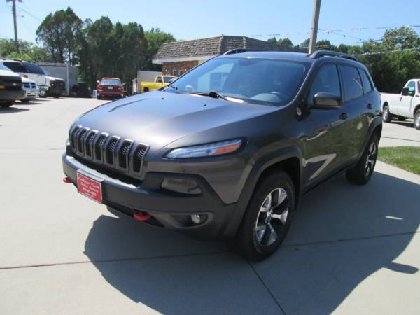2016 JEEP CHEROKEE TRAILHAWK Leather & Loaded // Financing Available! for sale in Lincoln, NE – photo 3