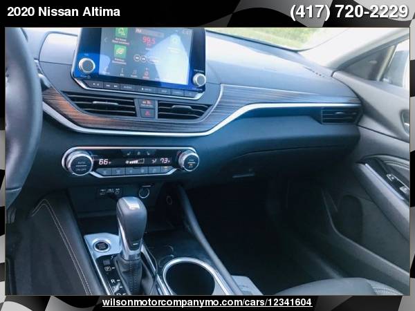 2020 Nissan Altima 2.5 SL Leather Roof back Up Brand New Top dollar... for sale in Springfield, MO – photo 16