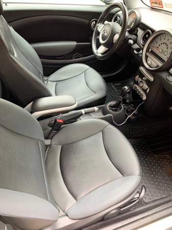 2009 Mini Cooper Hardtop 2Dr Automatic Good Condition for sale in Brooklyn, NY – photo 7