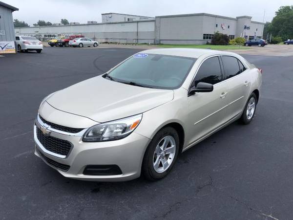2015 Chevrolet Malibu 4dr Sdn LS w/1LS - cars & trucks - by dealer -... for sale in Pinckneyville, MO – photo 7