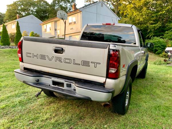 07 Chevy Silverado 2500HD Extended Cab Work Truck, 6.5ft Bed for sale in Mystic, CT – photo 11