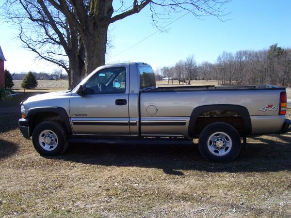 2001 Chevrolet Pickup 4WD 2500 for sale in Palmyra, OH – photo 2