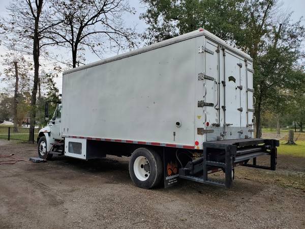 2008 INTERNATIONAL 4500 DT466 Auto 18' Reefer Box Lift Gate... for sale in Houston, TX – photo 17
