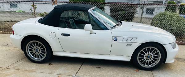 2001 BMW Z3 - Must see!! - cars & trucks - by owner - vehicle... for sale in Ozone Park, NY – photo 3