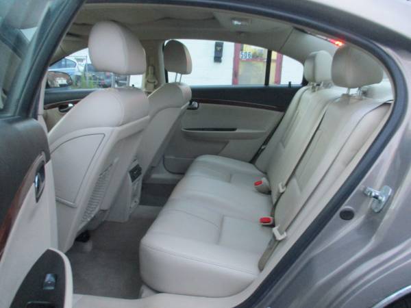 2007 Saturn Aura XE **Sunroof/Leather & Cold A/C** - cars & trucks -... for sale in Roanoke, VA – photo 16