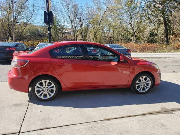 2011 Mazda MAZDA3 s Sport 4dr Sedan 6M EVERYONE IS APPROVED! - cars... for sale in Vandergrift, PA – photo 9
