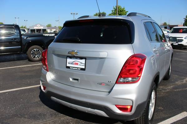 2017 Chevy Chevrolet Trax LT suv Silver Ice Metallic for sale in Springfield, MO – photo 9