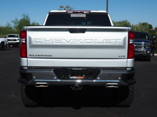 2019 Chevrolet Chevy Silverado 1500 LTZ CREW CAB 147 - Lifted Trucks... for sale in Glendale, AZ – photo 8