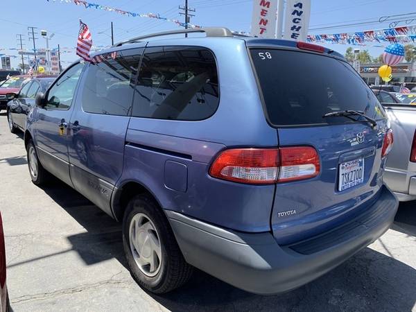2001 Toyota Sienna LE for sale in midway city, CA – photo 8