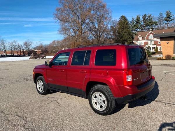 2016 Jeep Patriot - cars & trucks - by dealer - vehicle automotive... for sale in Roslyn Heights, NY – photo 4