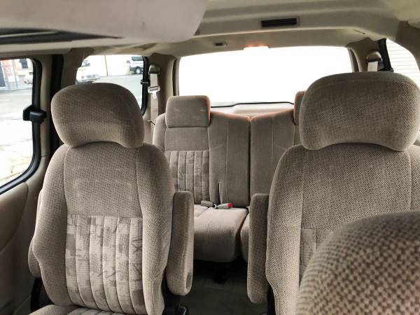 MONTANA VAN ONLY 114k miles RUNS GREAT - - by dealer for sale in Waterford, MI – photo 5