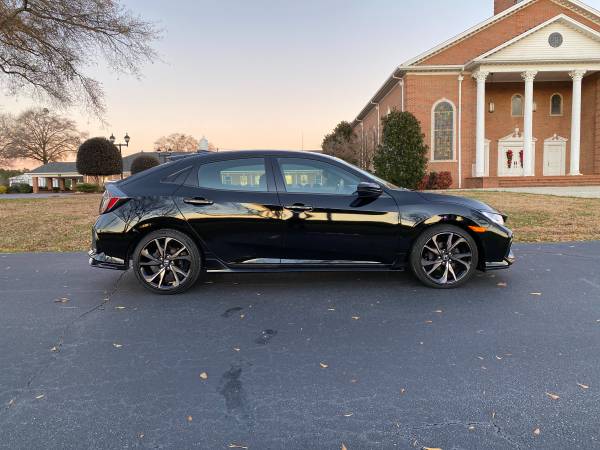 2018 Honda Civic Sport Hatchback - - by dealer for sale in Cowpens, SC – photo 7