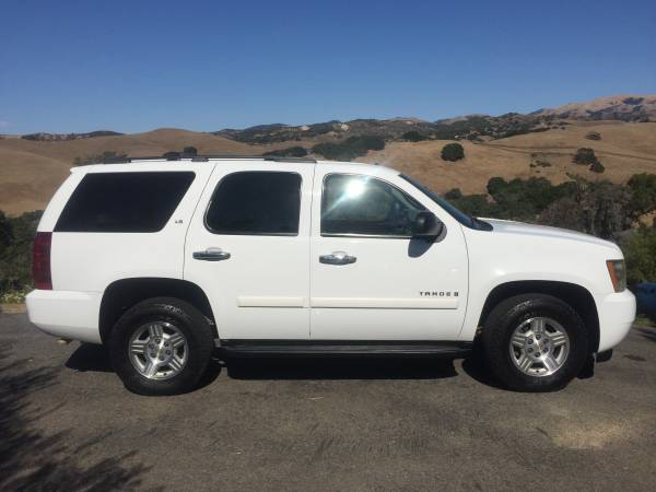 2007 Chevy Tahoe - Great Condition! for sale in Salinas, CA