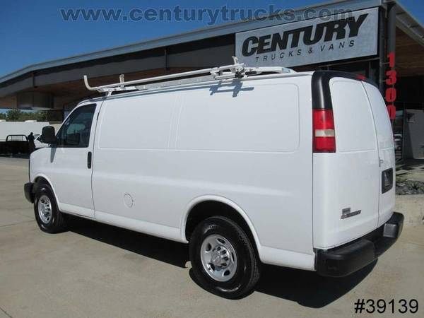 2014 Chevrolet Express 2500 CARGO Summit White *PRICED TO SELL SOON!* for sale in Grand Prairie, TX – photo 4