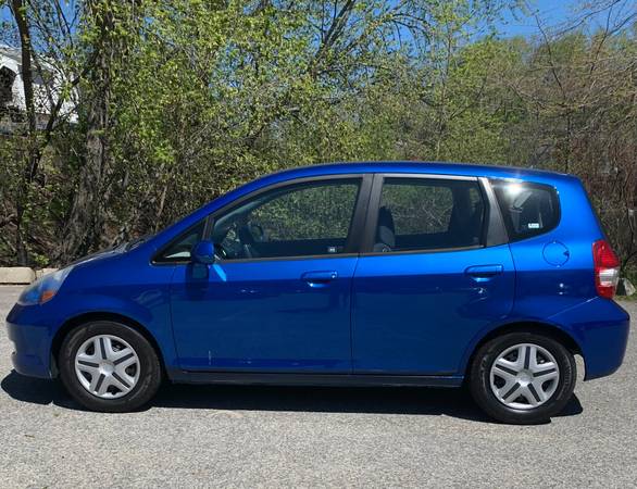 2007 Honda Fit Hatchback 4 Cylinder 5 Speed Manual New Inspection for sale in Pawtucket, RI – photo 2