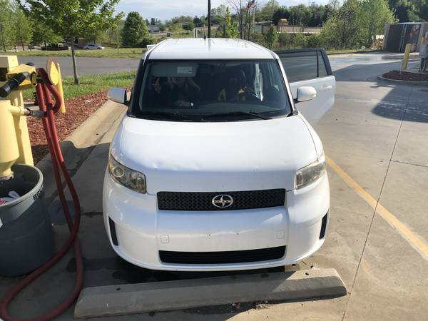 2009 Scion XB 5 speed manual for sale in Weaverville, NC – photo 3