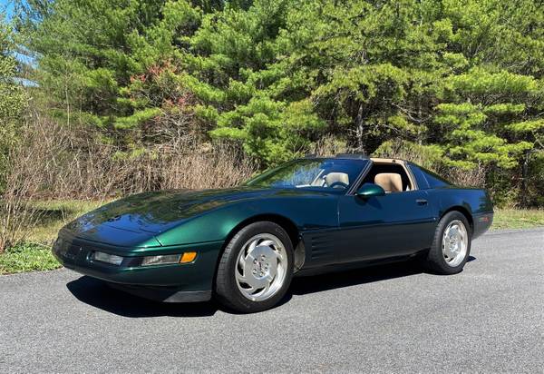 Corvette Coupe - LT1 - Low Miles for sale in Other, CT – photo 2