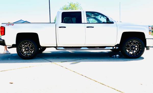 2014 CHEVROLET SILVERADO LT CREW 4X4 LIFTED !!! WHAT A BEAUT!! for sale in RIPLEY, WV – photo 5