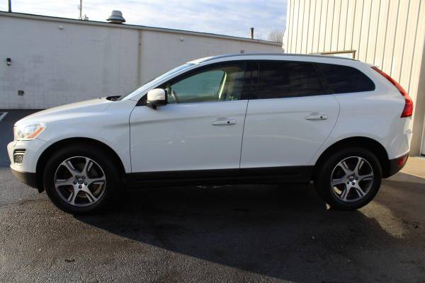 2013 Volvo XC60 T6 - cars & trucks - by dealer - vehicle automotive... for sale in REYNOLDSBURG, OH – photo 8