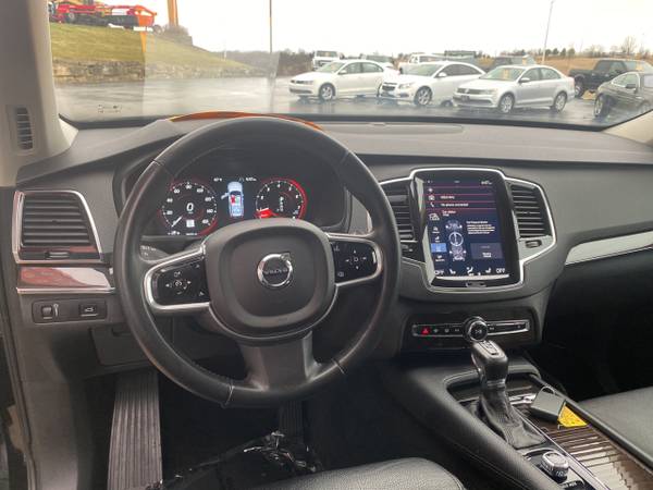 2018 Volvo XC90 T6 AWD 7-Passenger Momentum - - by for sale in Dodgeville, WI – photo 20