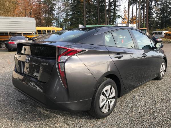 2017 Toyota Prius Three Hatchback for sale in Bellingham, WA – photo 5