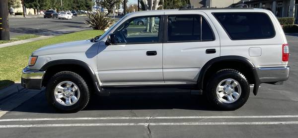 🇺🇸2000 Toyota 4Runner SR5 low miles - cars & trucks - by owner -... for sale in Anaheim, CA – photo 2