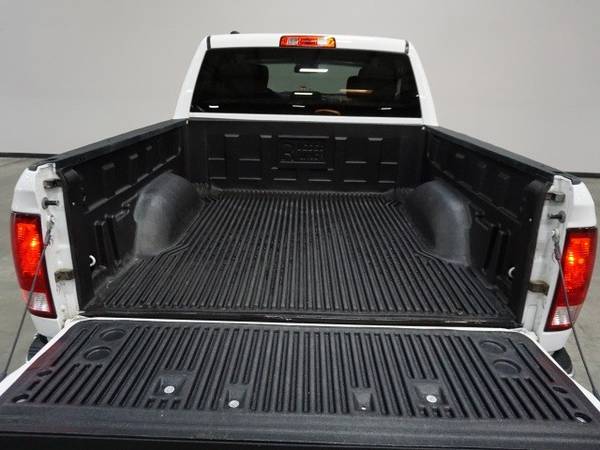 2018 Ram 1500 4x4 4WD Truck Dodge ST Crew Cab - - by for sale in Wilsonville, OR – photo 9