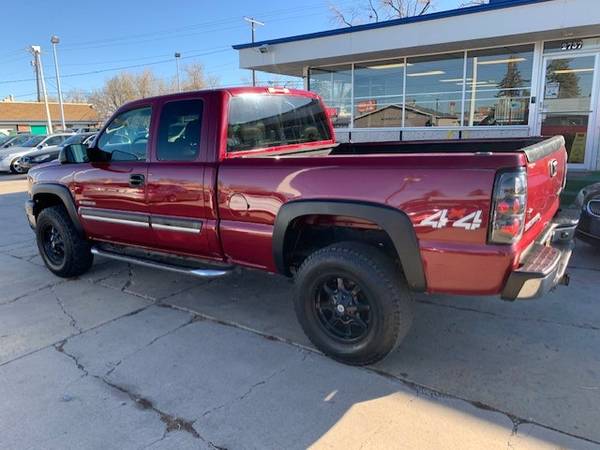 2005 Chevy Silverado 2500HD - cars & trucks - by dealer - vehicle... for sale in Colorado Springs, CO – photo 4