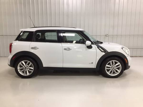 2012 Mini Cooper Countryman S - cars & trucks - by dealer - vehicle... for sale in Holland , MI – photo 12