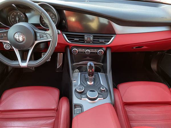 2018 Alfa Romeo Giulia Ti - - by dealer - vehicle for sale in Fenton, MO – photo 17