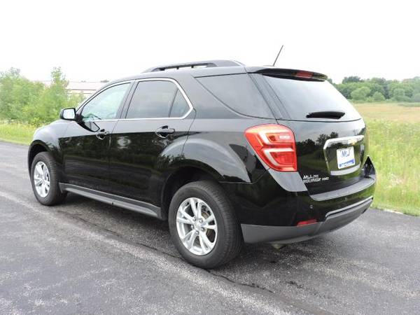 2017 Chevrolet Equinox AWD 4dr LT w/2FL - cars & trucks - by dealer... for sale in Hartford, IL – photo 5