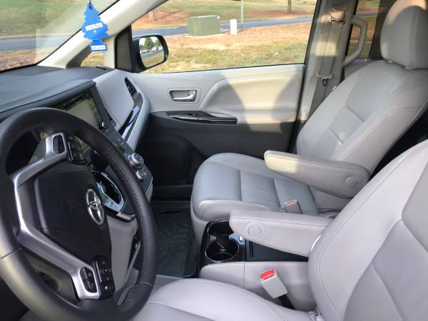 2018 toyota sienna for sale in Boiling Springs, SC – photo 5