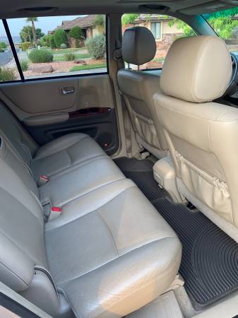 2007 Toyota Highlander - cars & trucks - by owner - vehicle... for sale in Saint George, UT – photo 10