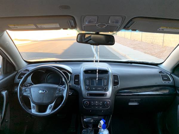 2015 Kia Sorento EX V6 – AWD - Leather - Camera - cars & trucks - by... for sale in Tempe, AZ – photo 14