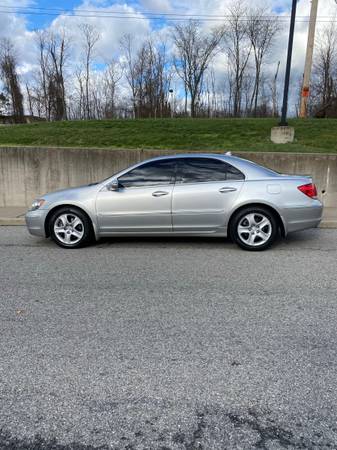2005 Acura RL AWD 77k miles second owner super clean - cars & trucks... for sale in Wappingers Falls, NY