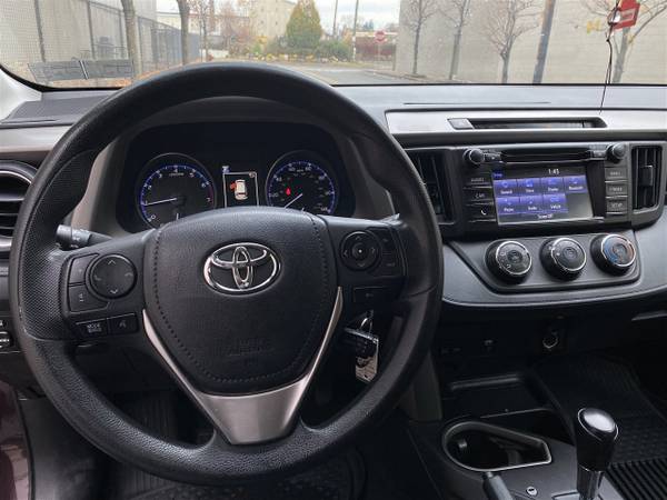 2018 Toyota RAV4 LE for sale in Paterson, NJ – photo 9