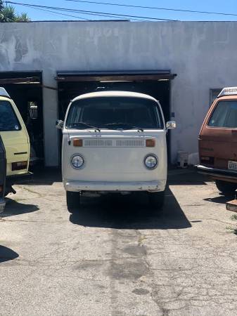 Vintage 1977 VW Bus - white for sale in Venice, CA – photo 2