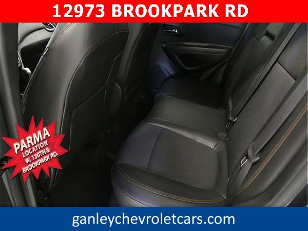 2017 Chevy Chevrolet Trax LT suv Gray Metallic for sale in Brook Park, OH – photo 11