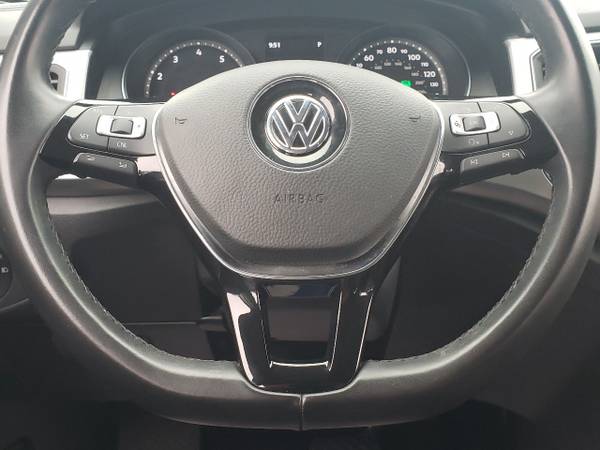 2018 Volkswagen Atlas 3 6L V6 SE FWD - - by dealer for sale in San Antonio, TX – photo 21