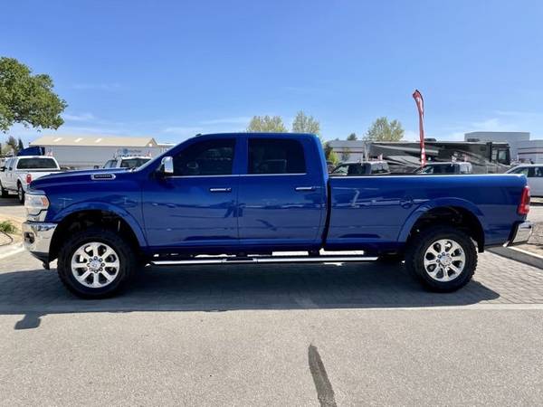 2019 Ram 2500 Laramie 4x4 Crew Cab 8 Box Blue for sale in Paso robles , CA – photo 8