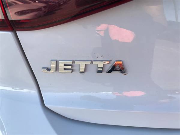 2017 VW Volkswagen Jetta 1.4T S sedan White - cars & trucks - by... for sale in El Paso, TX – photo 8