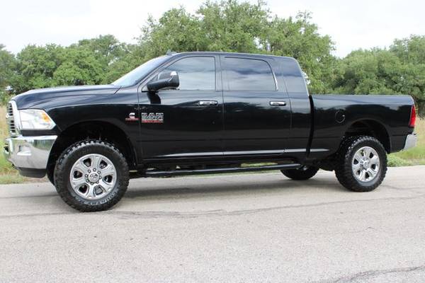 BLACK AND BEAUTIFUL*2014 RAM 2500 MEGA*LONE STAR 4X4*LEVELED*NEW TIRES for sale in Temple, NE – photo 3
