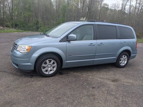 2008 chrysler town and country touring - - by dealer for sale in Wooster, OH