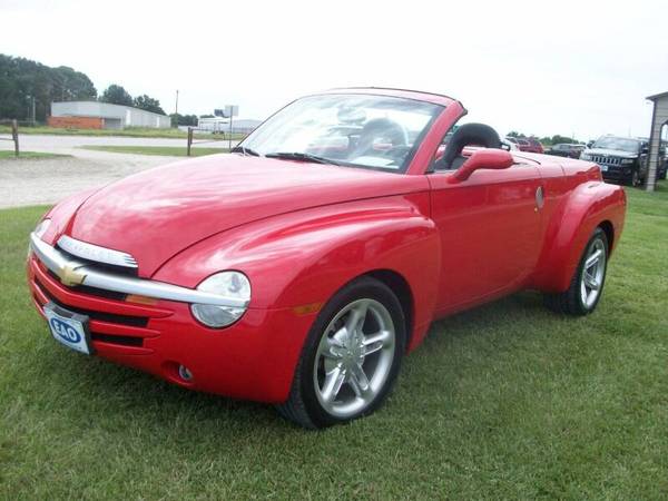 ◆❖◆ 2004 CHEVROLET SSR LS - cars & trucks - by dealer - vehicle... for sale in Wilson, NC – photo 3