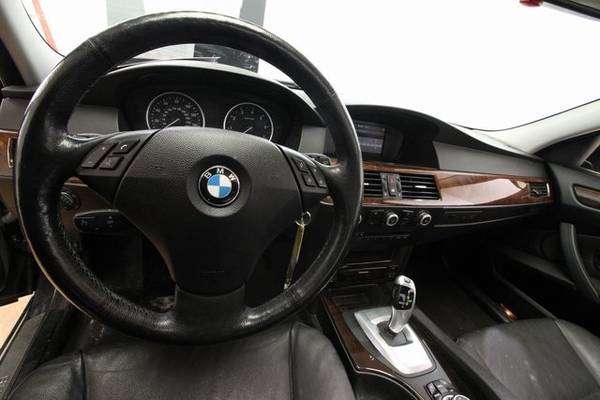 2010 BMW 5 Series 528i xDrive - - by dealer - vehicle for sale in Golden Valley, MN – photo 15